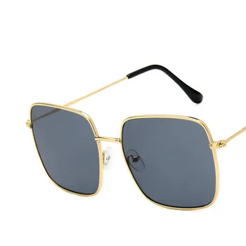 2022 Najnoviji kvadratni okvir vintage naočale Za žene Prevelike Sunčane naočale velike veličine za muškarce Ženske nijanse zlatno-siva UV400 Naočale